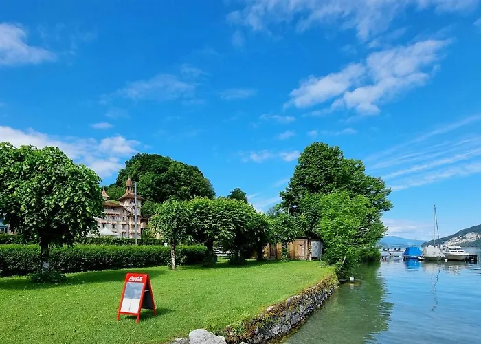 Seeparadiesli Am Schoenen Thunersee * Därligen