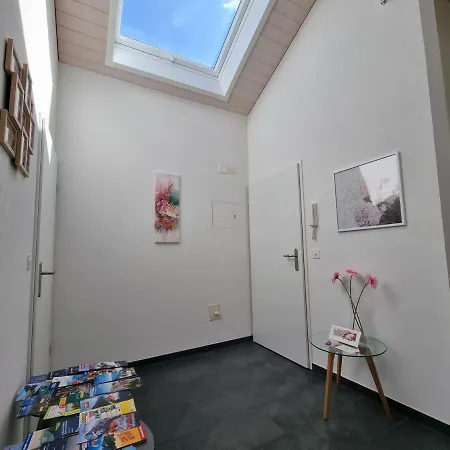 Seeparadiesli Am Schoenen Thunersee *